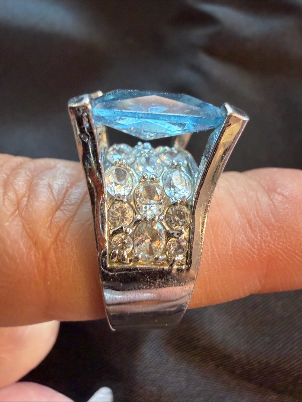 Park Lane Noelle Ring Blue Crystal Statement Ring Retired Orig. $139